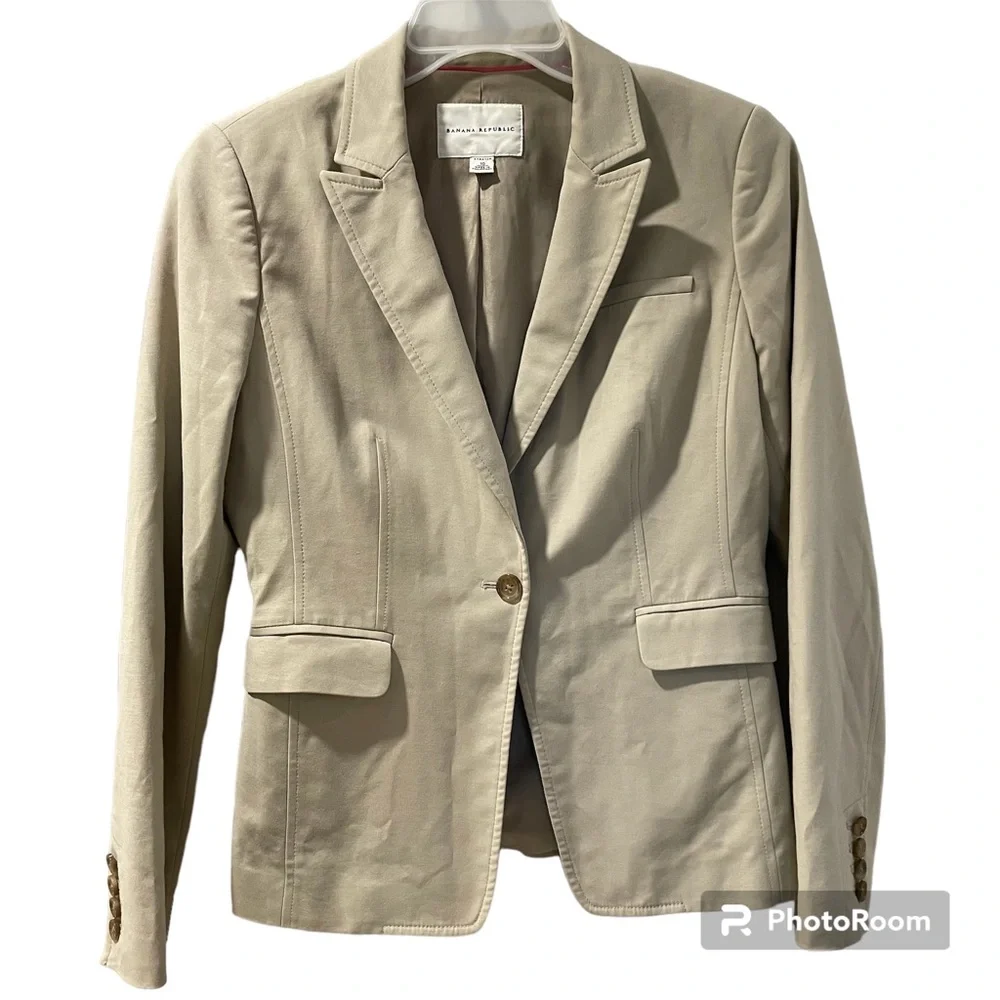 Banana Republic Women’s Jacket Blazer Tan One Button Front Two Waist Poc…